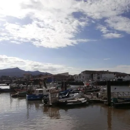 Urian - Saint-jean-de-luz, 2 Bedrooms, 5 Persons Appartamento Saint-Jean-de-Luz