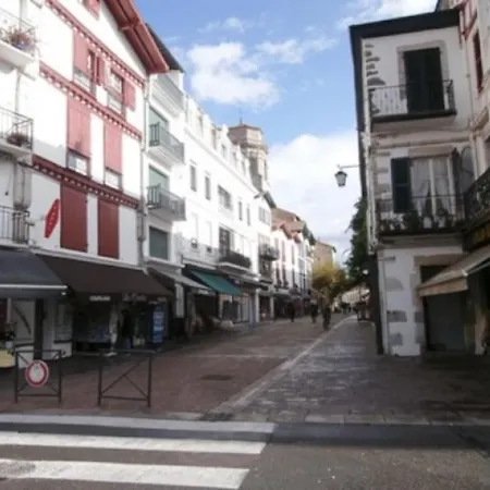 Urian - Saint-jean-de-luz, 2 Bedrooms, 5 Persons Appartamento Saint-Jean-de-Luz