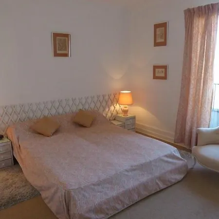 Urian - Saint-jean-de-luz, 2 Bedrooms, 5 Persons Saint-Jean-de-Luz